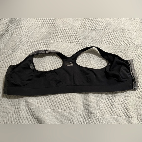 Bang Bang Zippered front sports bra wireless - Picture 5 of 5